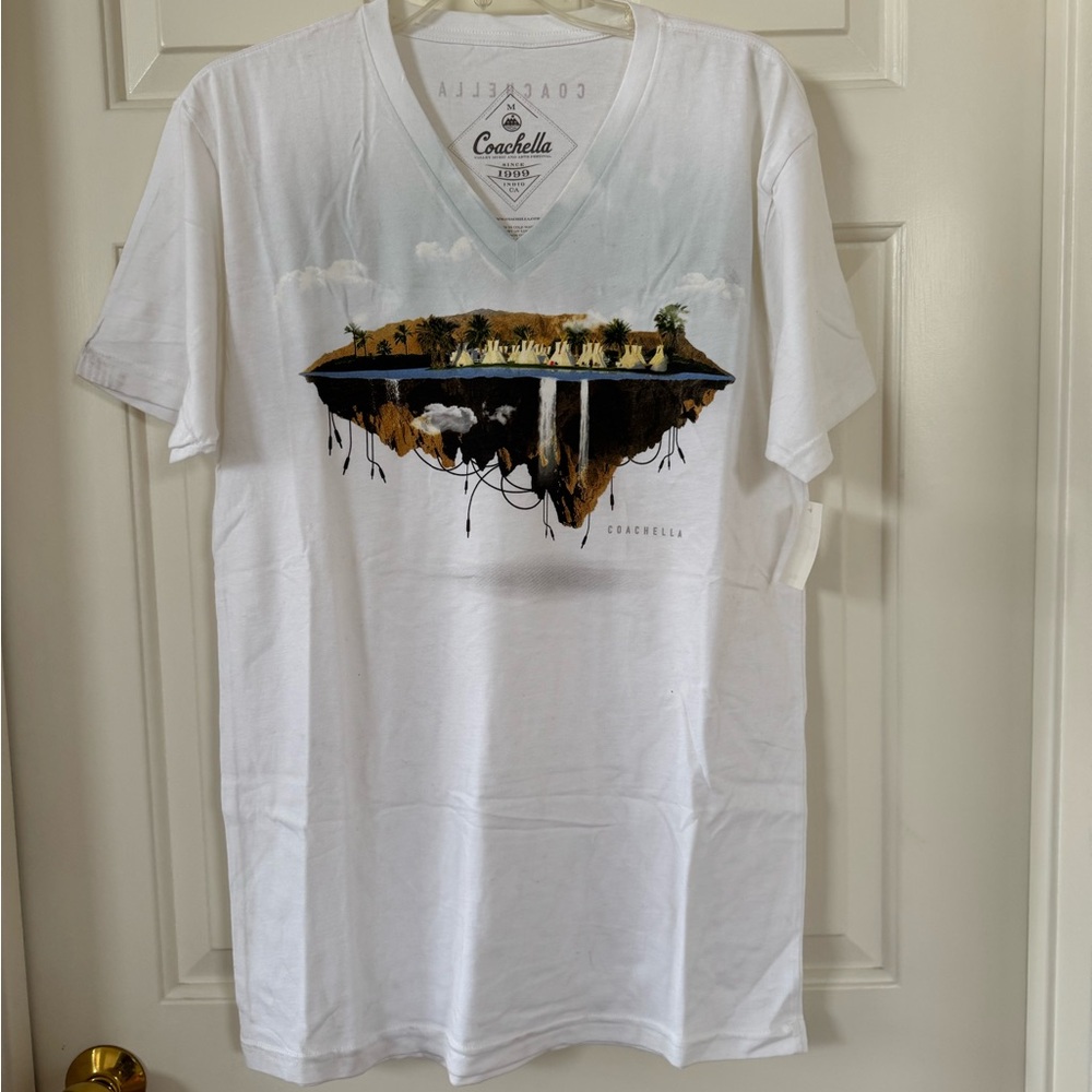 Coachella T Shirt - Floating In Space - Medium- NWT
